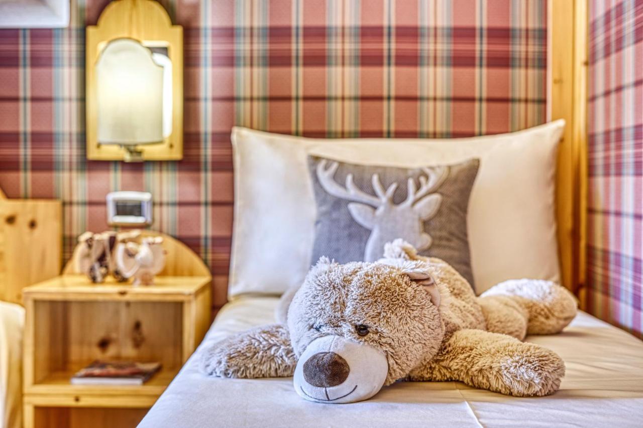 Hotel Sant'Orso - Mountain Lodge & Spa Cogne Bagian luar foto