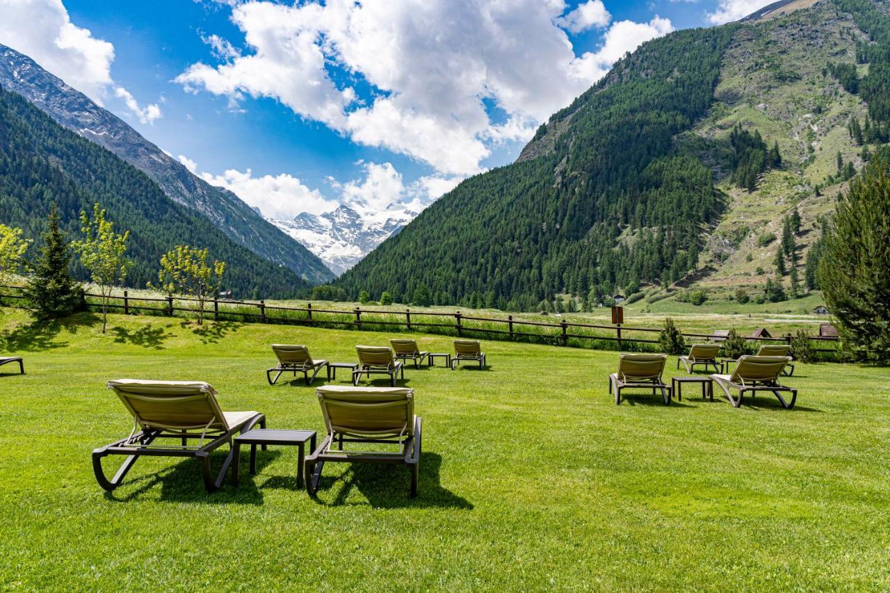 Hotel Sant'Orso - Mountain Lodge & Spa Cogne Bagian luar foto