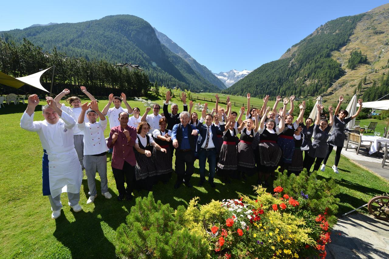 Hotel Sant'Orso - Mountain Lodge & Spa Cogne Bagian luar foto
